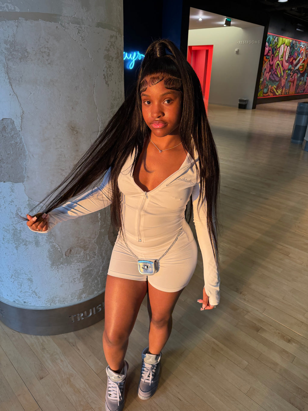 Cashrule White Jacket Short Set